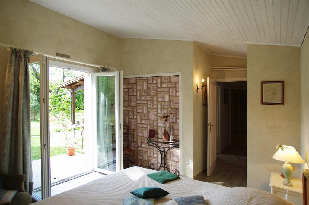 Marievalerianne Otel Mirefleurs Dış mekan fotoğraf